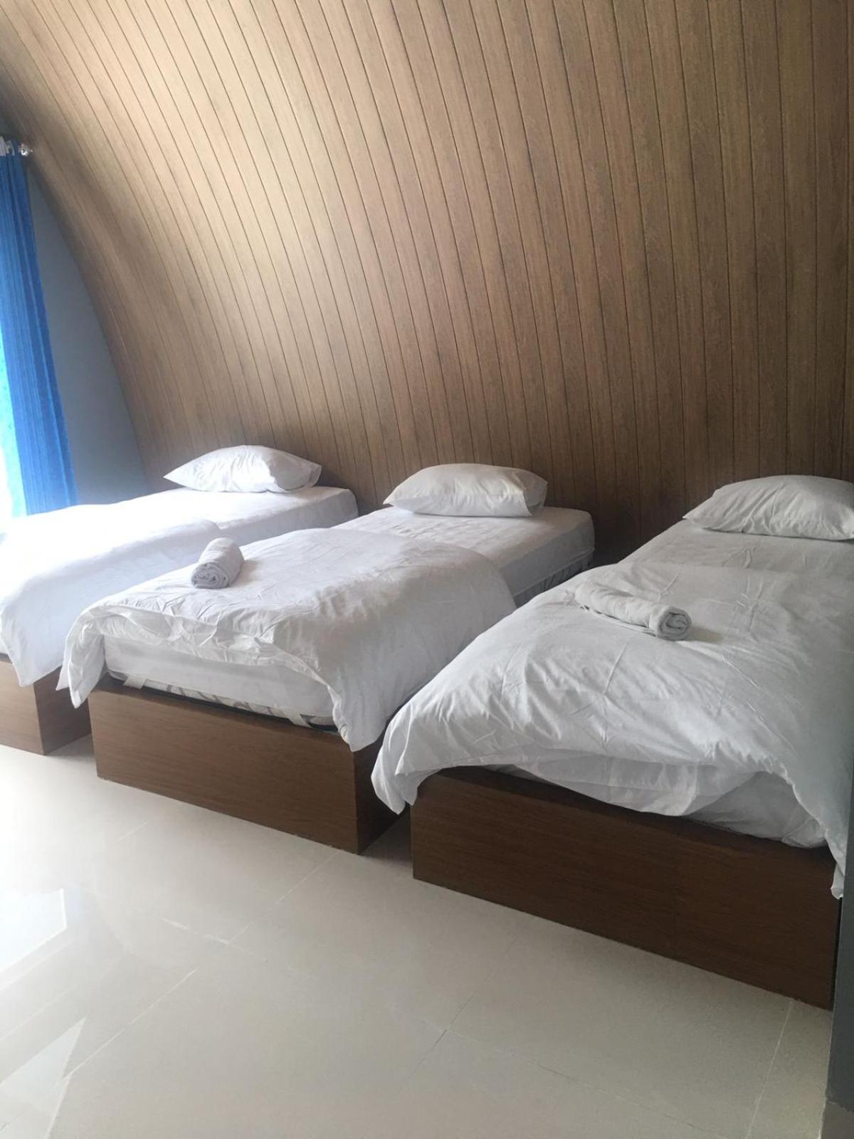Отель Bromo Camp House Экстерьер фото