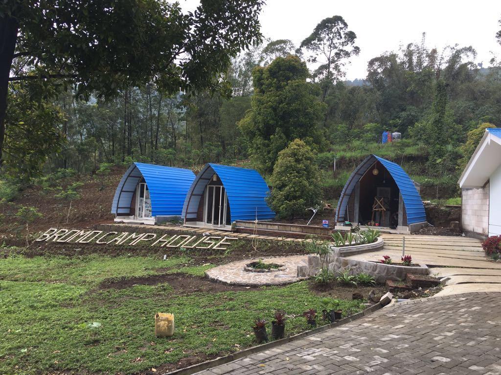 Отель Bromo Camp House Экстерьер фото