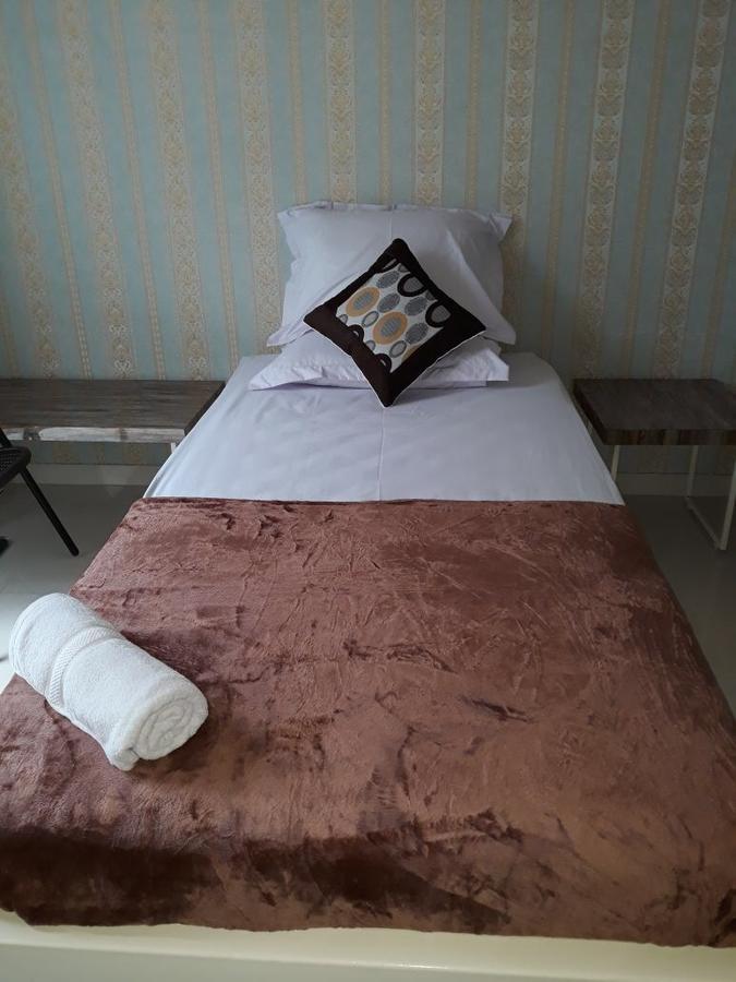 Отель Bromo Camp House Экстерьер фото
