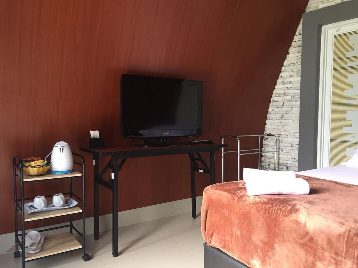 Отель Bromo Camp House Экстерьер фото
