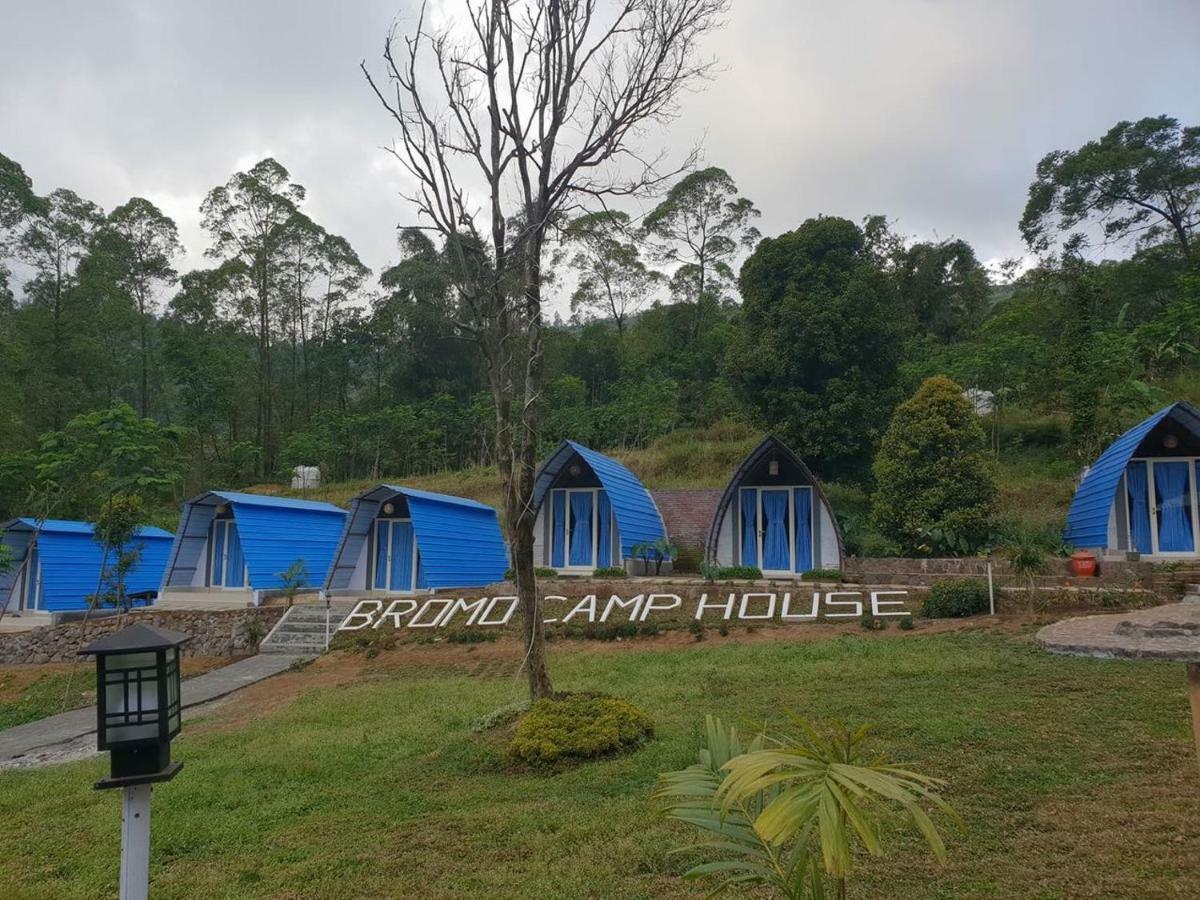 Отель Bromo Camp House Экстерьер фото