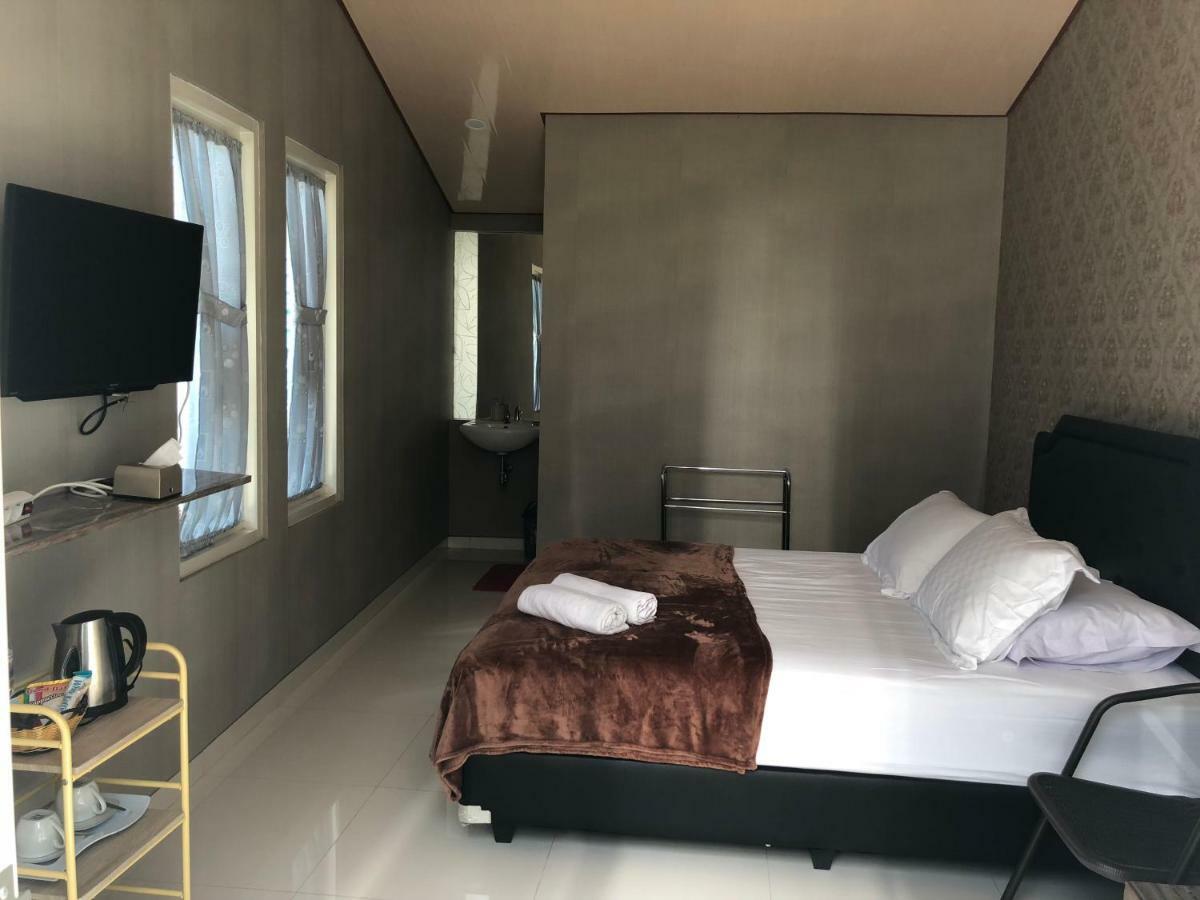 Отель Bromo Camp House Экстерьер фото